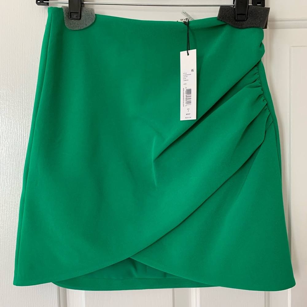Alice + Olivia green tulip 🌷 skirt size 2
